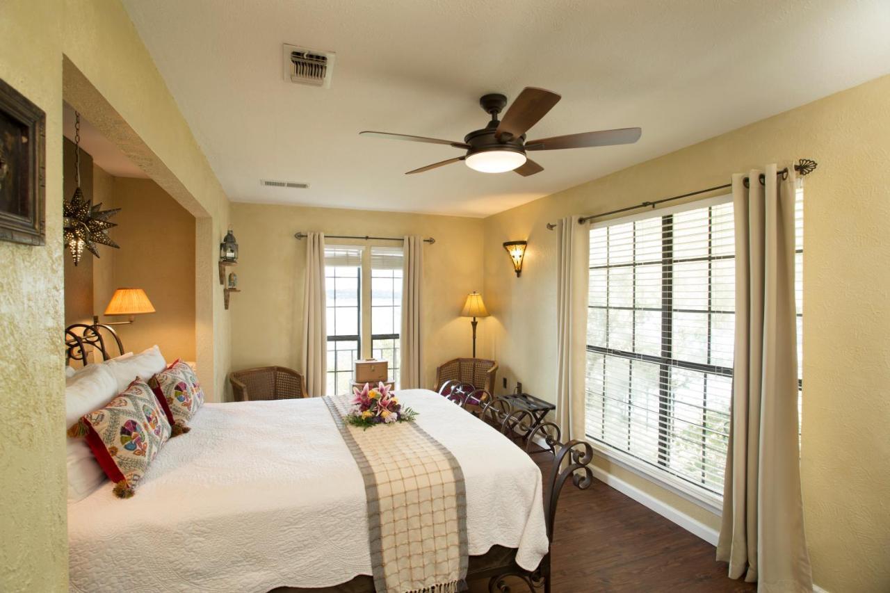 Lakehouse Bed And Breakfast キャニオン・レイク エクステリア 写真