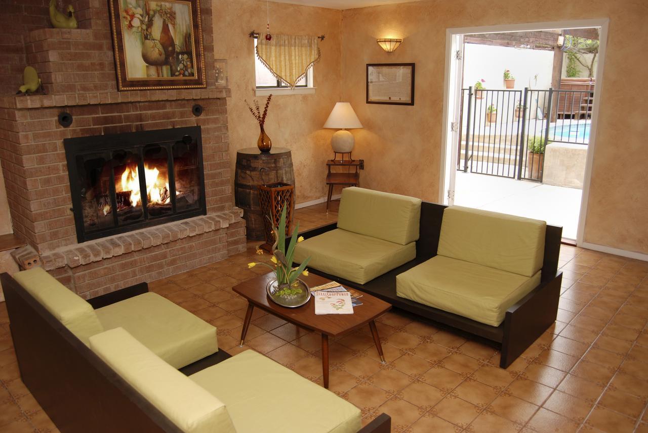 Lakehouse Bed And Breakfast キャニオン・レイク エクステリア 写真