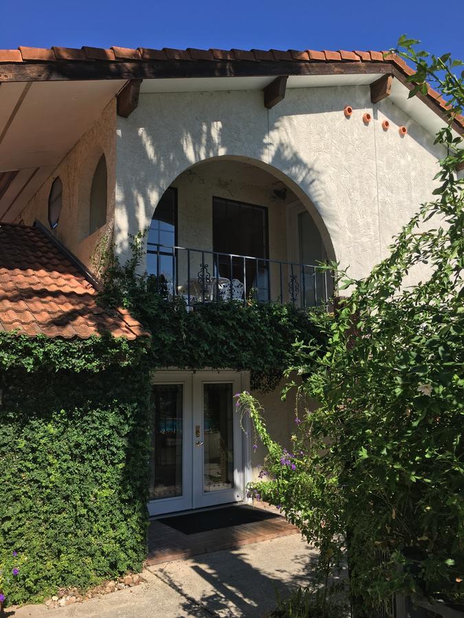 Lakehouse Bed And Breakfast キャニオン・レイク エクステリア 写真